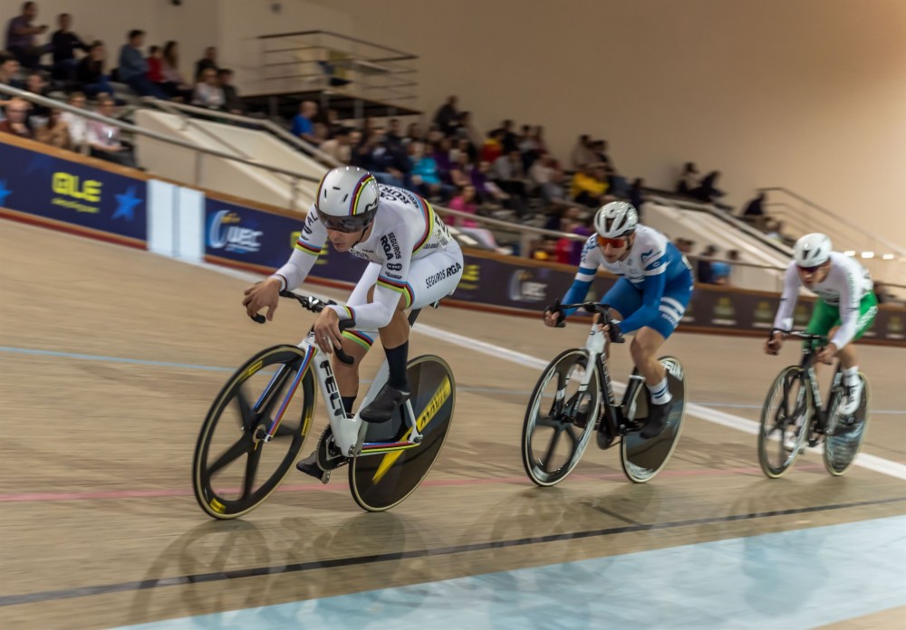 Fim de semana de ciclismo internacional no Veldromo Nacional